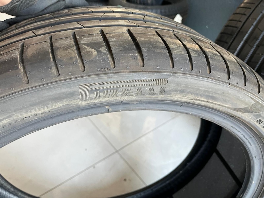 265/35/22 PİRELLİ MARKA SIFIR AYARINDA 3 ADET 2025 TARİH - 11