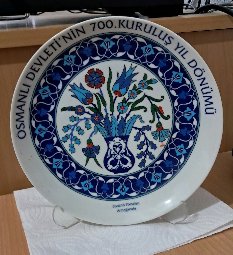 1999 yılı Osmanlı 700. yıl porselen tabak