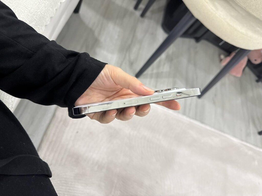 iPhone 14 Pro beyaz - 4