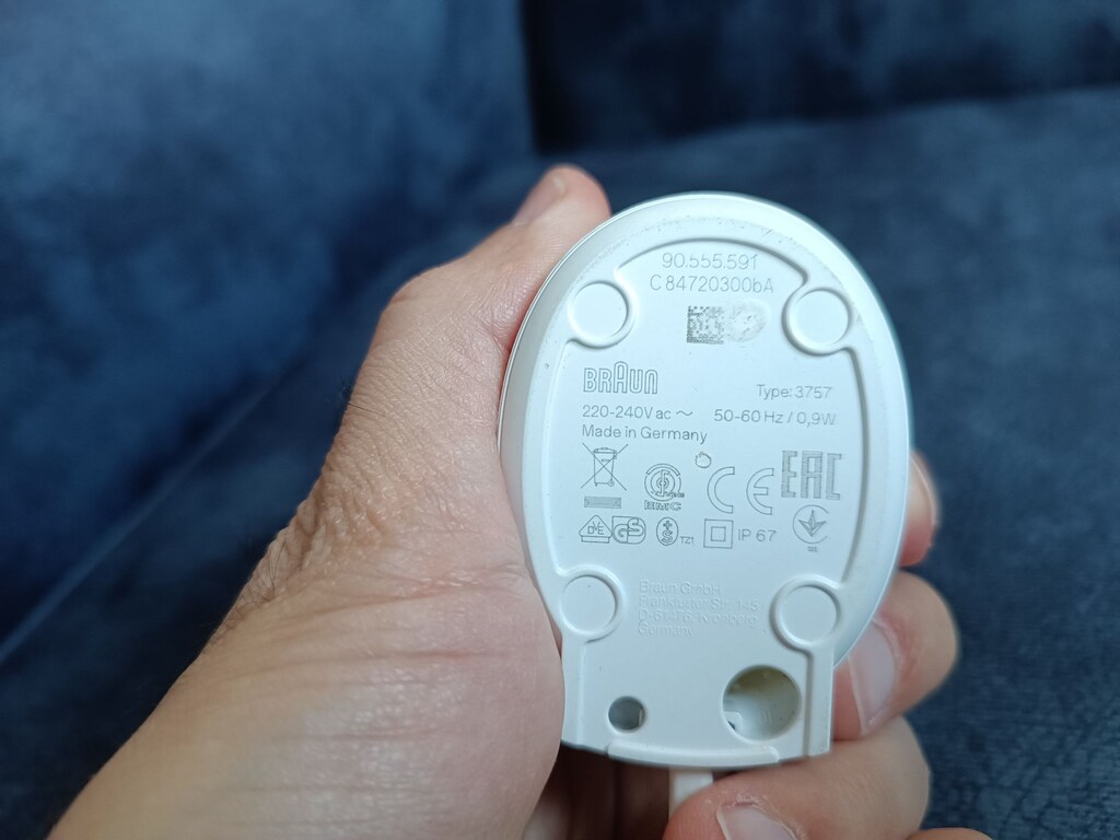 Braun 3757 Şarj Aleti - 4