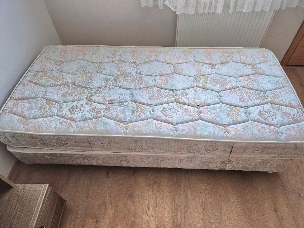 GENÇ/BEKAR YATAK ODASI: YATAK,BAZA,2 ADET ŞİFONYER - 12