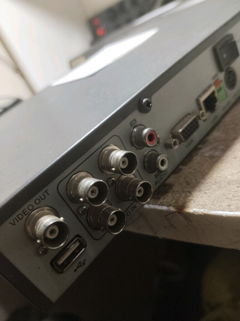 DUNLOP MARKA 4 KANAL 12 VOLT ADAPTÖR İLE ÇALIŞAN KAMERA KAYIT CİHAZI - 3