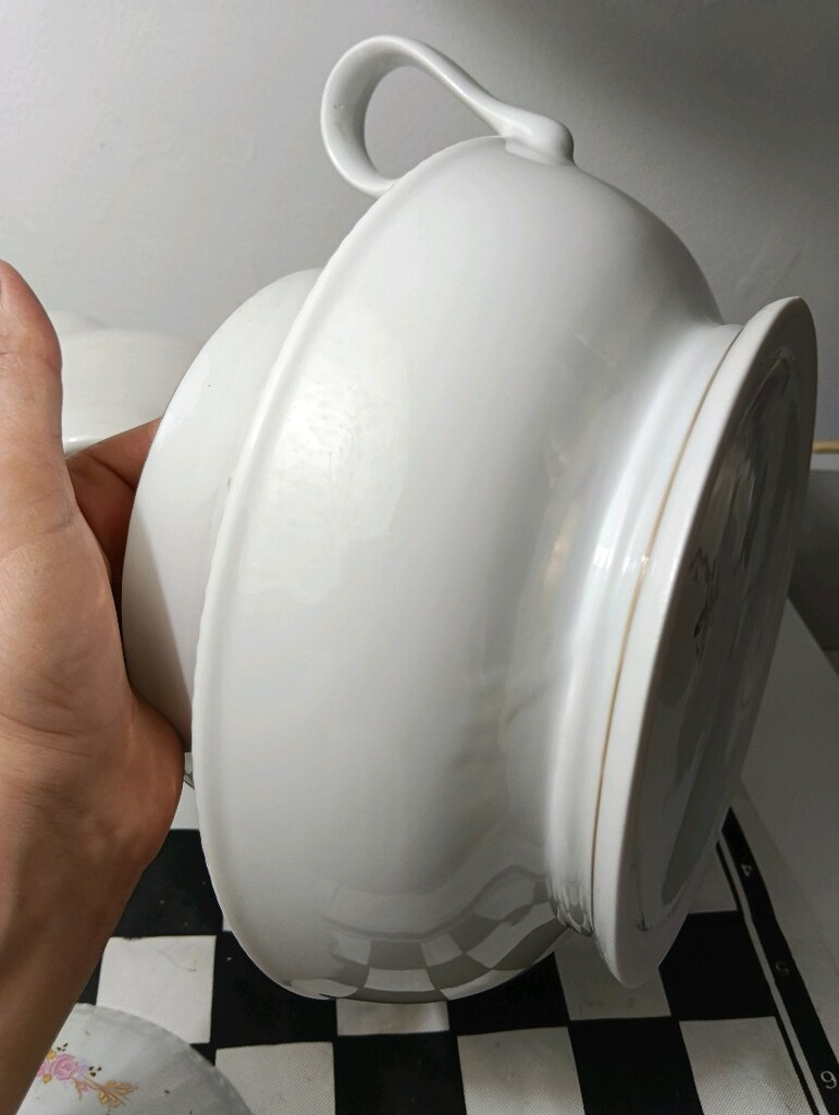 90 lı yıllardan güral porselen servis tenceresi. çeyizde korunmış. yen - 12