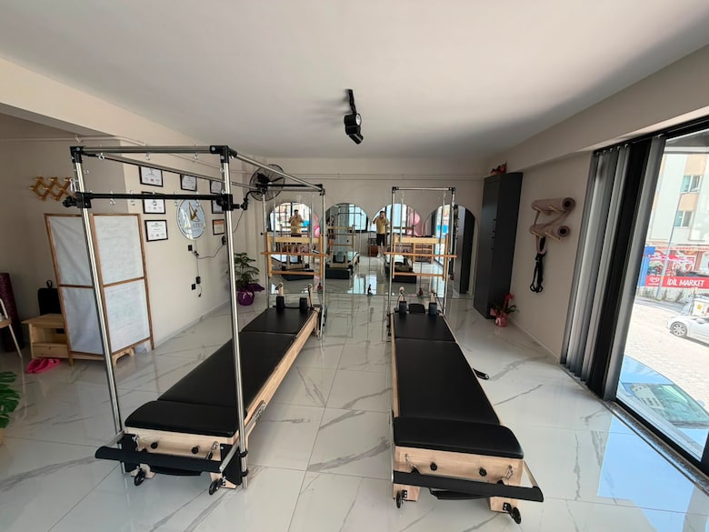 KOMPLE PİLATES STÜDYO EKİPMANLARI SATILIK