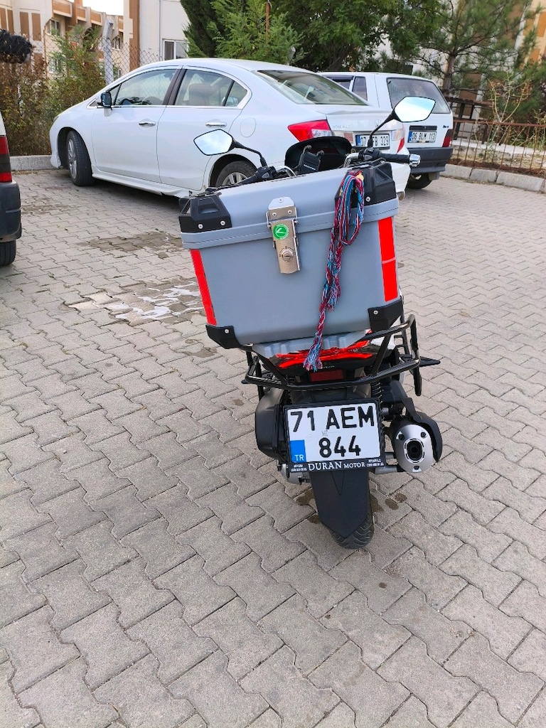 Honda scooter Maxi scooter - 5