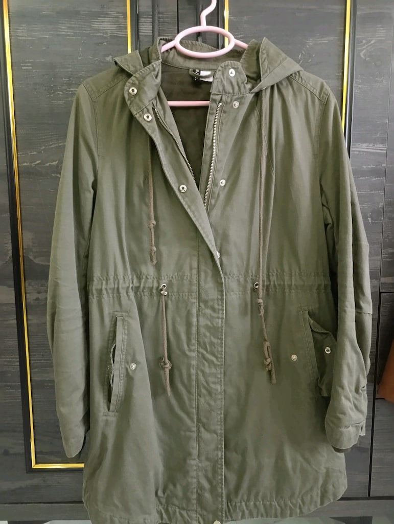 Kapüşonlu parka — görsel 3/3