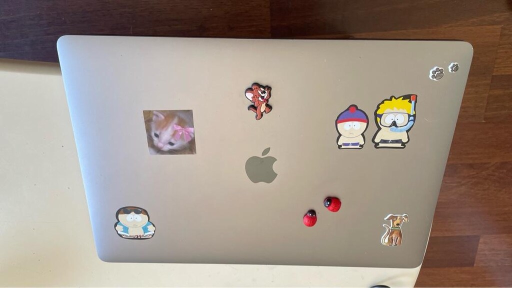 Macbook Pro 15-inch - 6