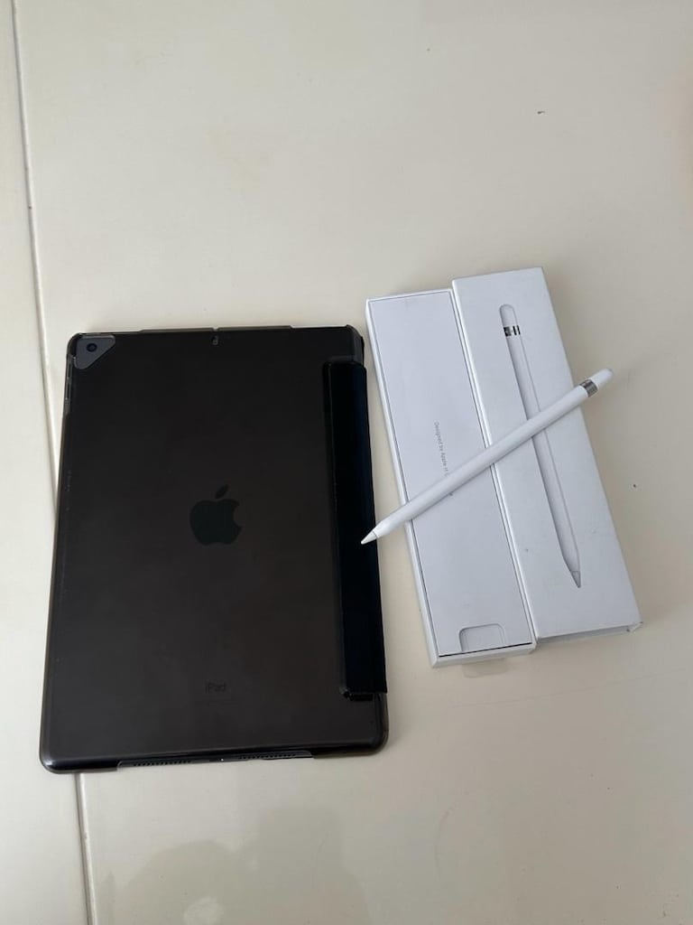 KUSURSUZ!! ÖĞRENCİDEN TERTEMİZ İPAD 8 + APPLE PENCİL (1. NESİL) - 3