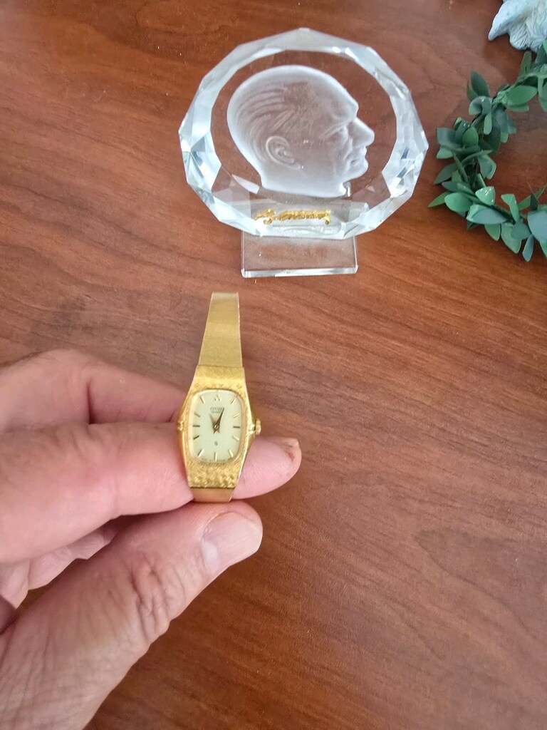 VİNTAGE ESKİLERDEN 1990 LARDAN CİTİZEN QARTİZ BAYAN SAAT SIFIR AYARIND - 2