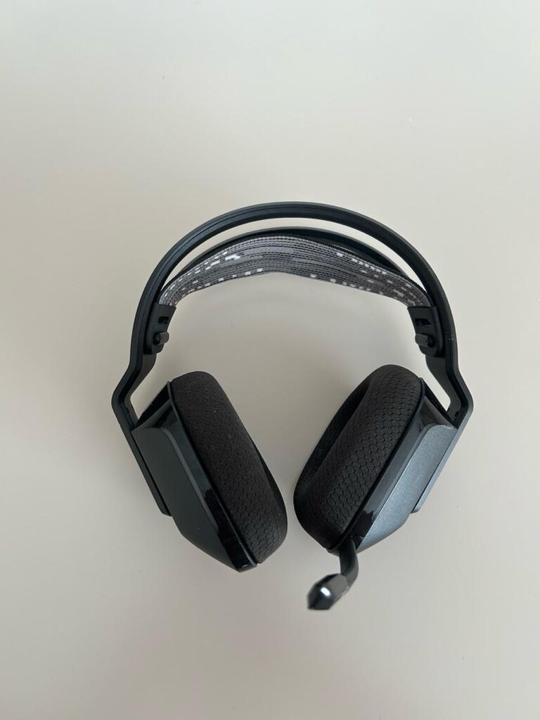 Logitech G733 KABLOSUZ sıfır ayarında - 4