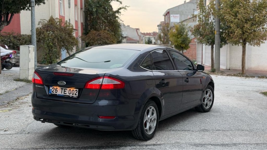 Sahibinden Ford Mondeo 2010 Temiz Bakımlı Fırsat Aracı - 7