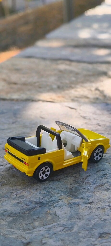 Koleksiyonluk VW Golf Mk1 Convertible KAPALI KUTU VAR - 2