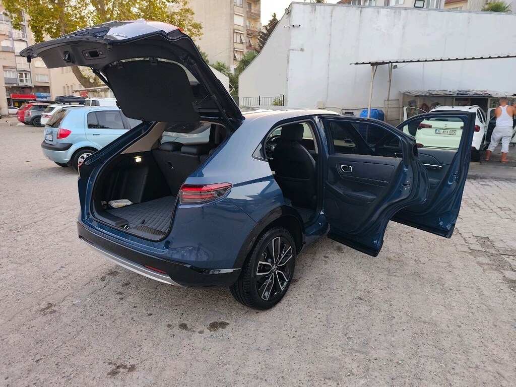 Sahibinden Honda HRV Hibrit Advance Paket - 5