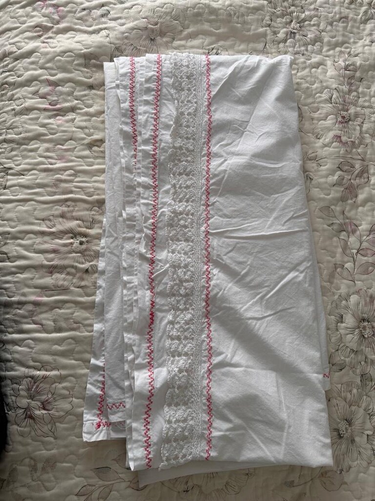 Dantelli Pembe İnce Dikişli Beyaz Örtü - 3