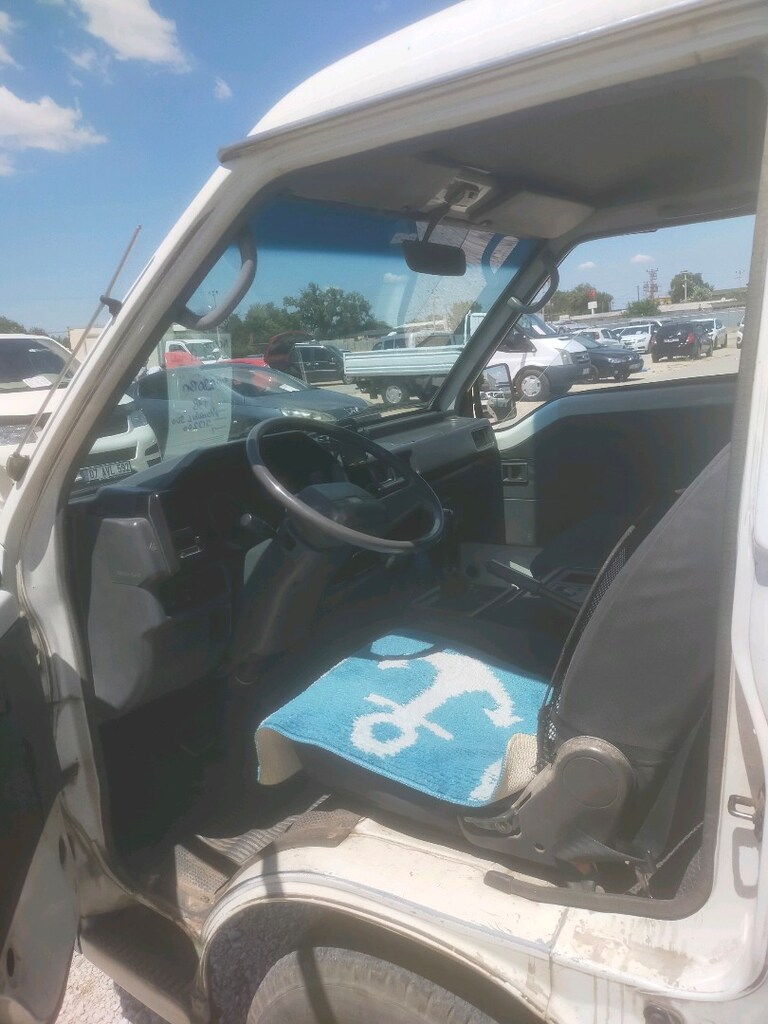 Mitsubishi L 300 panelvan kapalı kasa - 9