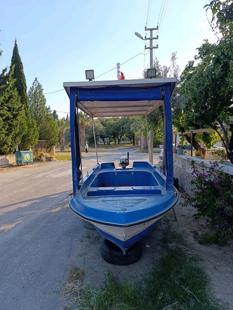 Motorsiklet fiyatına liman kayıtlı tekne