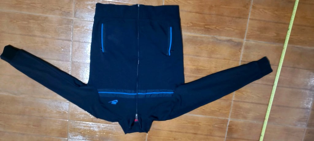 Nike likralı sweat mont