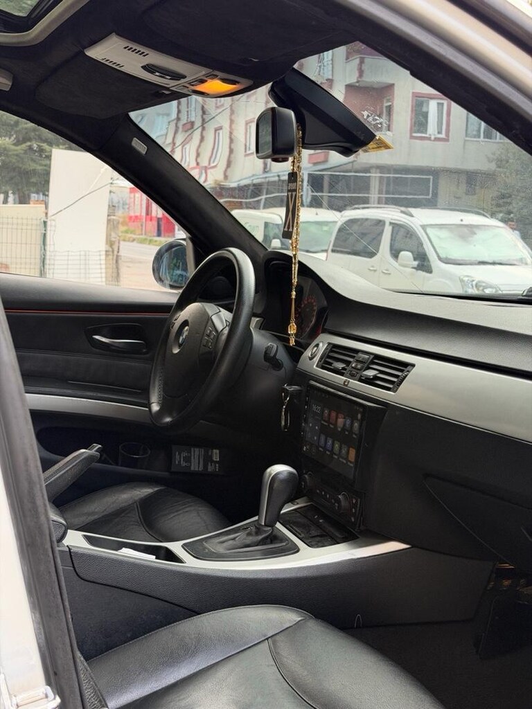 BMW 320d e90 - 8