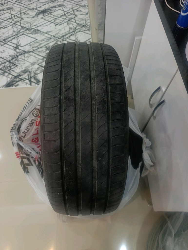 satılık 4 Adet Michelin Yaz Lastiği 225/45 R17 - 2