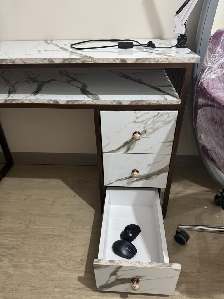 Özel Tasarım Tırnak Masası - 3