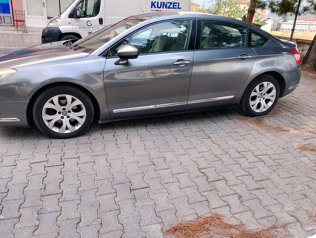 2010 Citroen C5 - 14