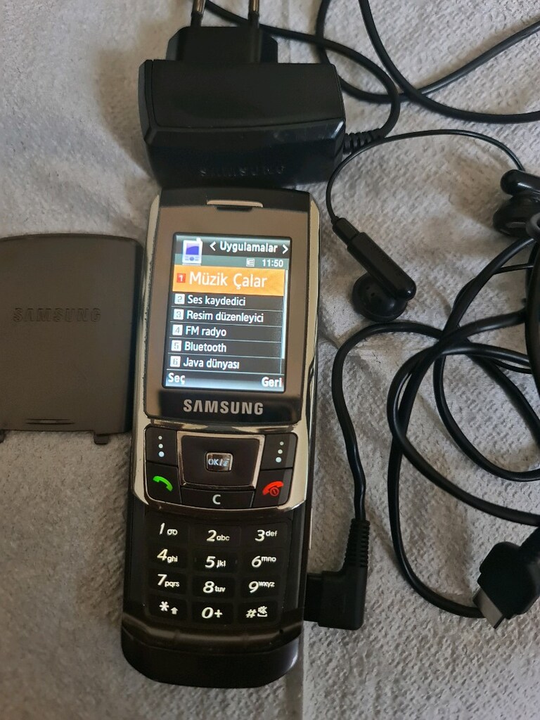 Samsung d900i - 4