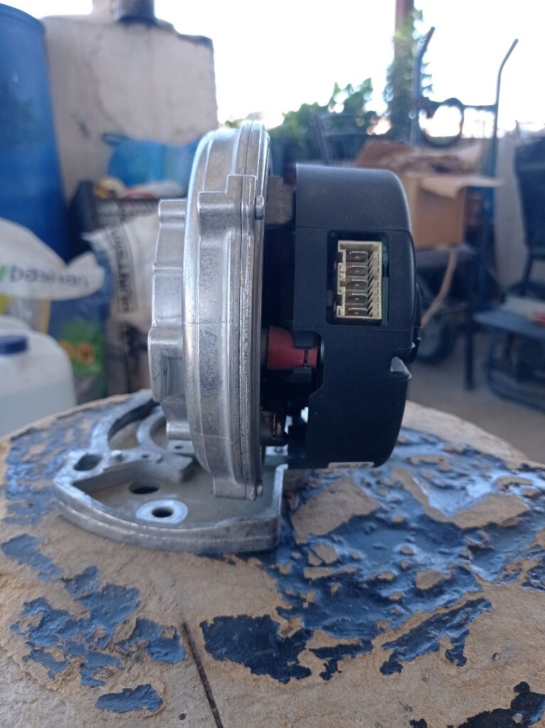 Buderus kombi fan motoru - 2