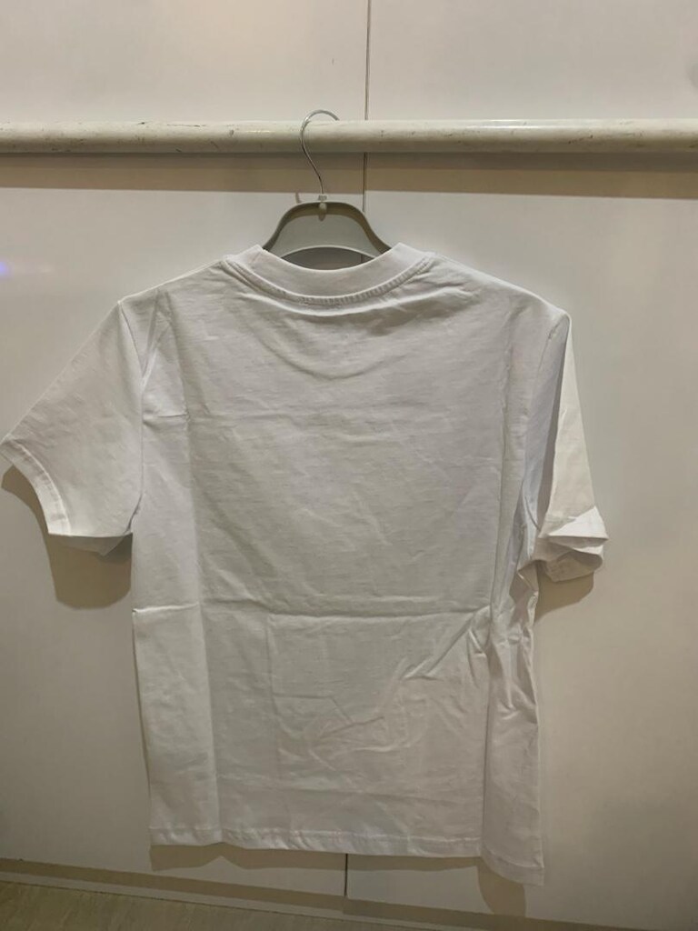 Guess tshirts - 2