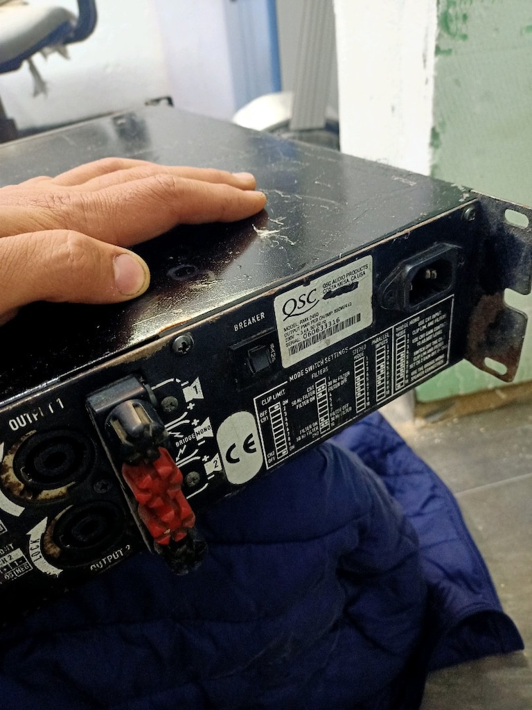 QSC POWER AMFİ - 4