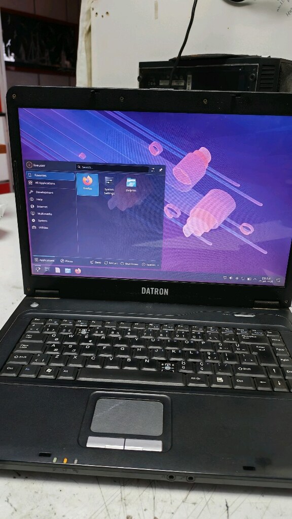 Laptop özellikleri resimde - 4