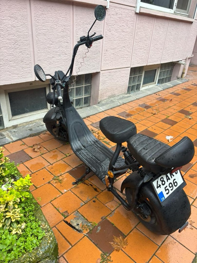 Siyah Elektrikli Scooter - 3