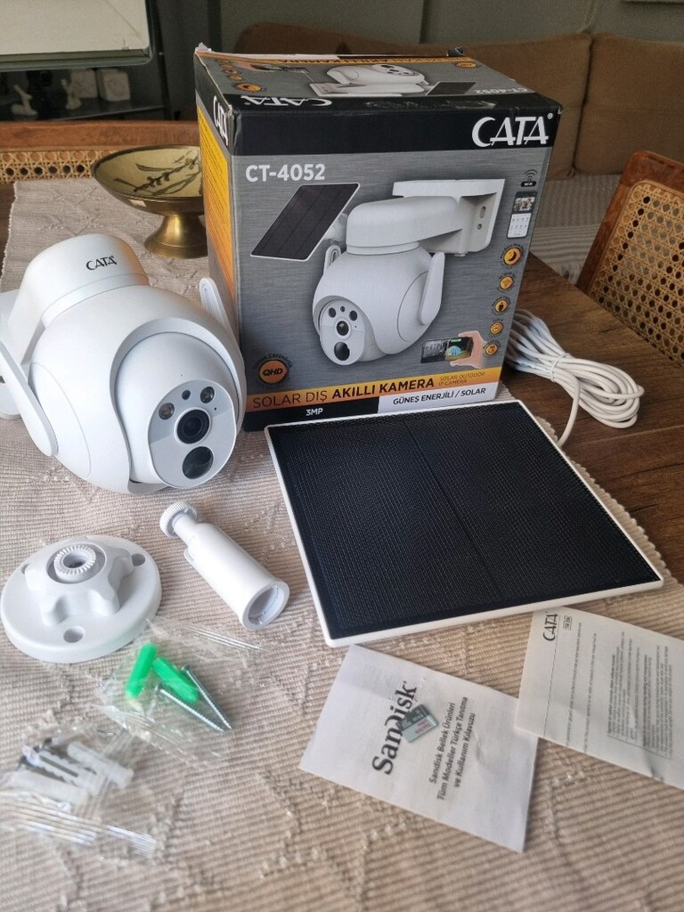 Cata Solar Akıllı Güvenlik Kamerası+64gb - 2