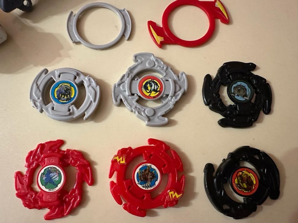 Pokemon TASO Kart Dino Digimon Beyblade Mortal Kombat Street Fighter - 20