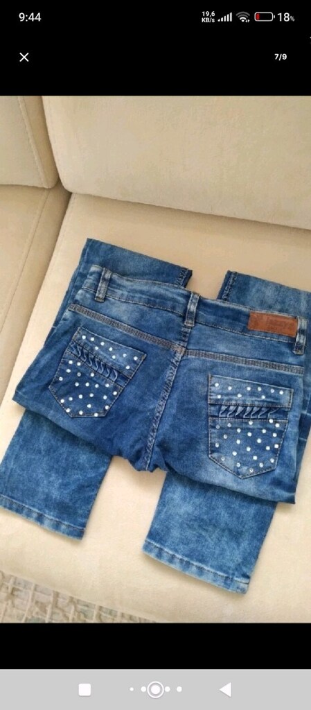 JAZZY JEANS, cepleri taşlı, yetişkin kız, kot pantolonu.