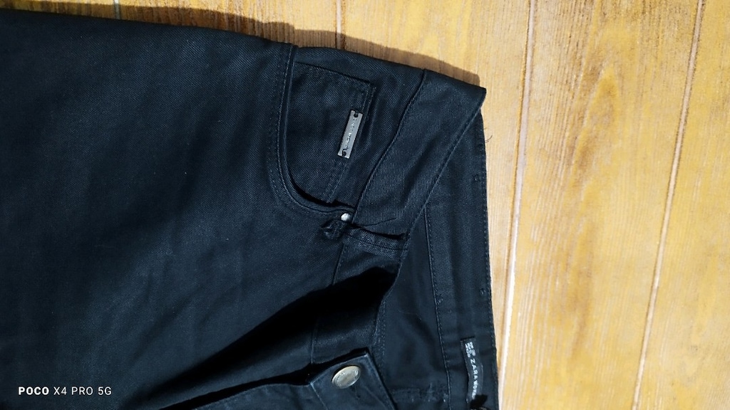 #Zara woman likralı jeans pantolon Mağazasında çok pahalıdır. - 4