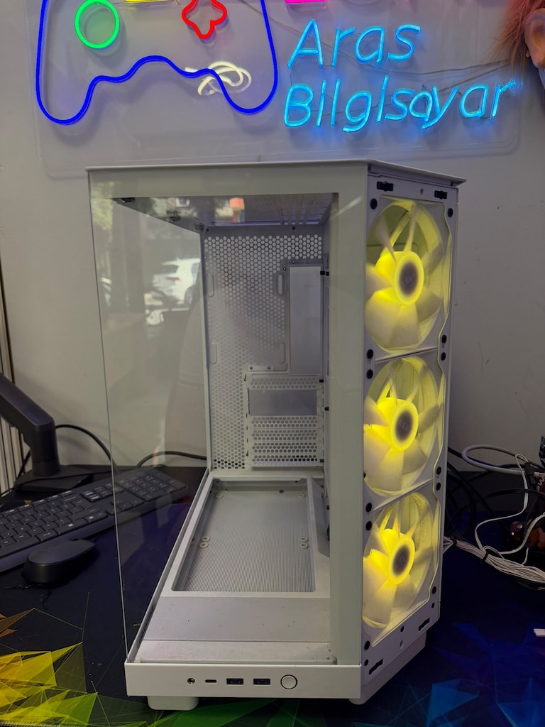 NZXT H6 Flow RGB Beyaz Powersiz Bos Kasa - 3