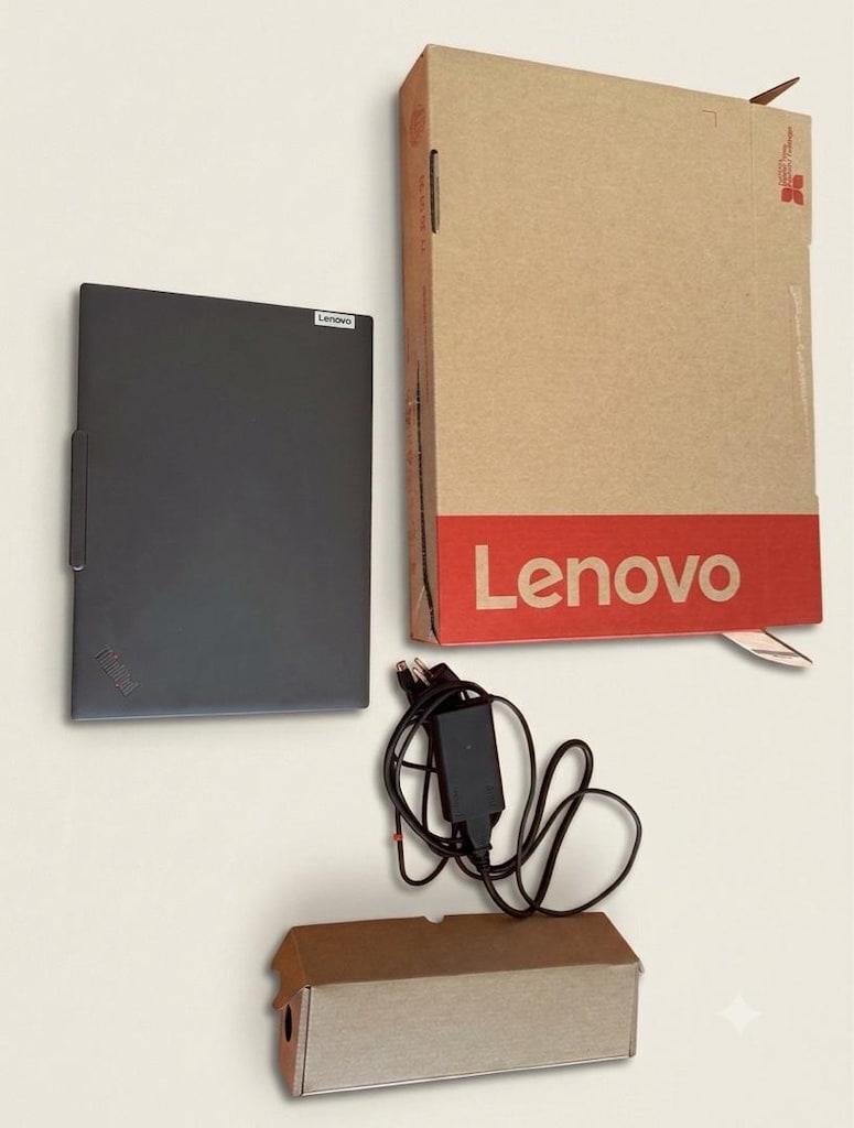 Lenovo ThinkPad T14s Gen 5 - 6