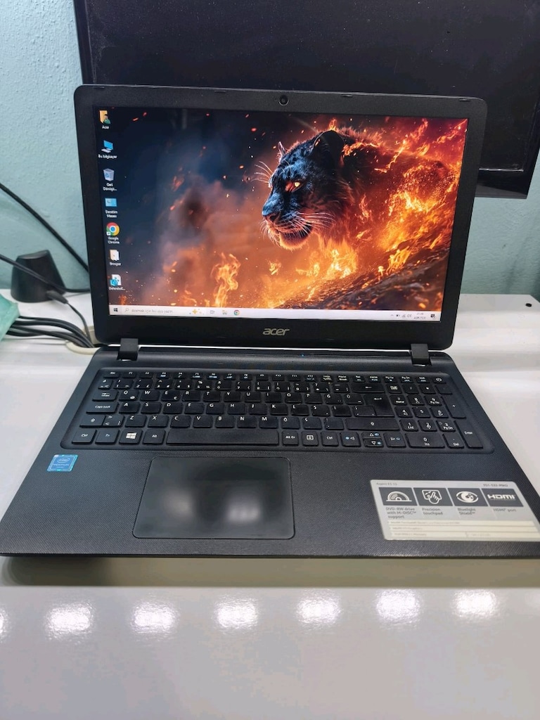 ACER Laptop - 2