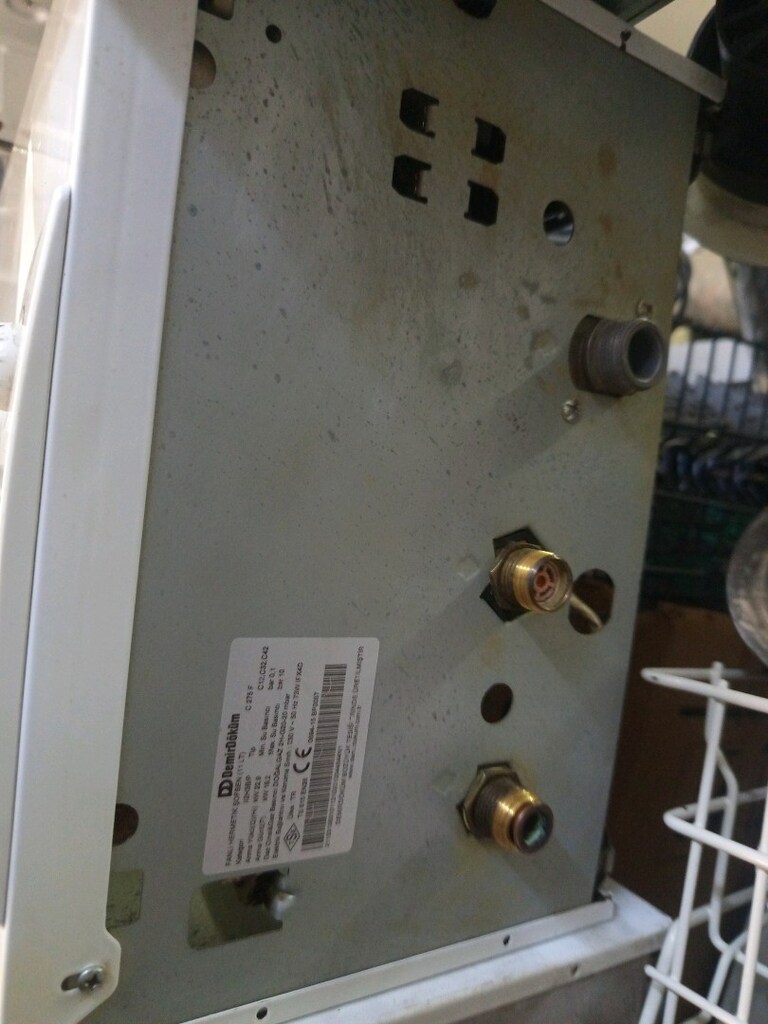 Demirdöküm doğalgazlı hermetik şofben - 2