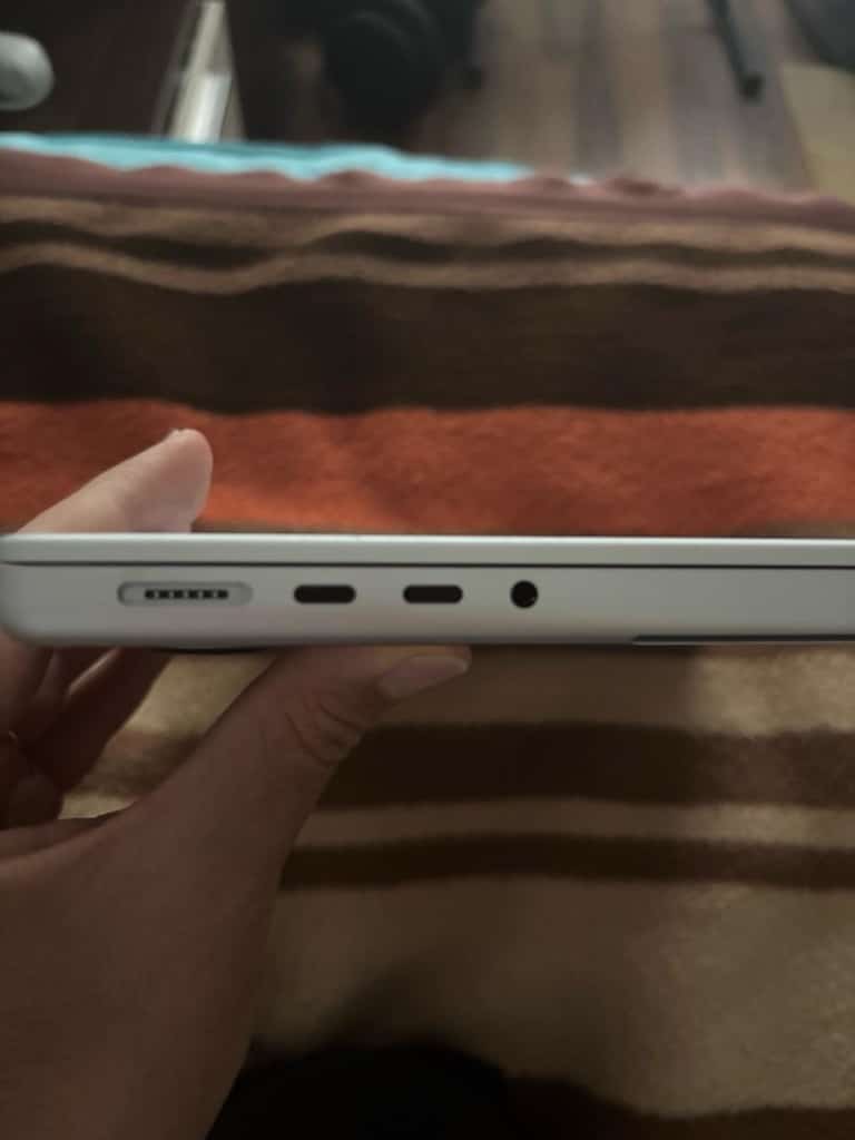 2 Aylık MacBook Pro M5 24GB 1TB SSD - 3