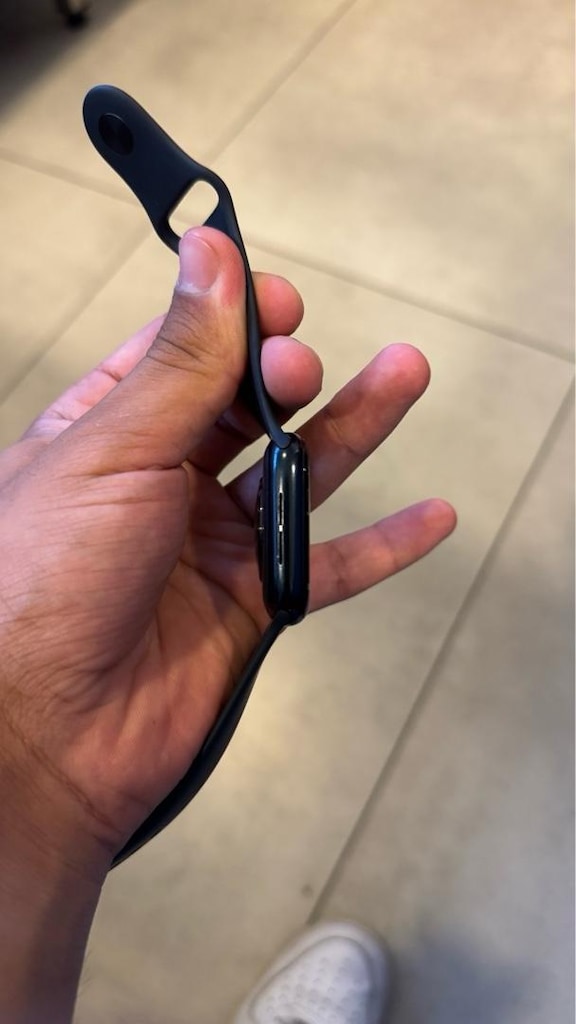 Apple Watch SE 2. Nesil - 5