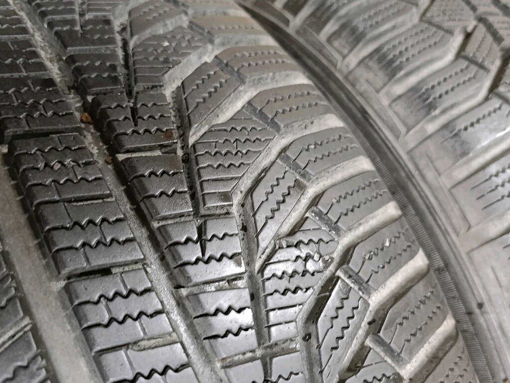 225/50/17 HANKOOK 4ADET KİŞ LASTİGİ - 2