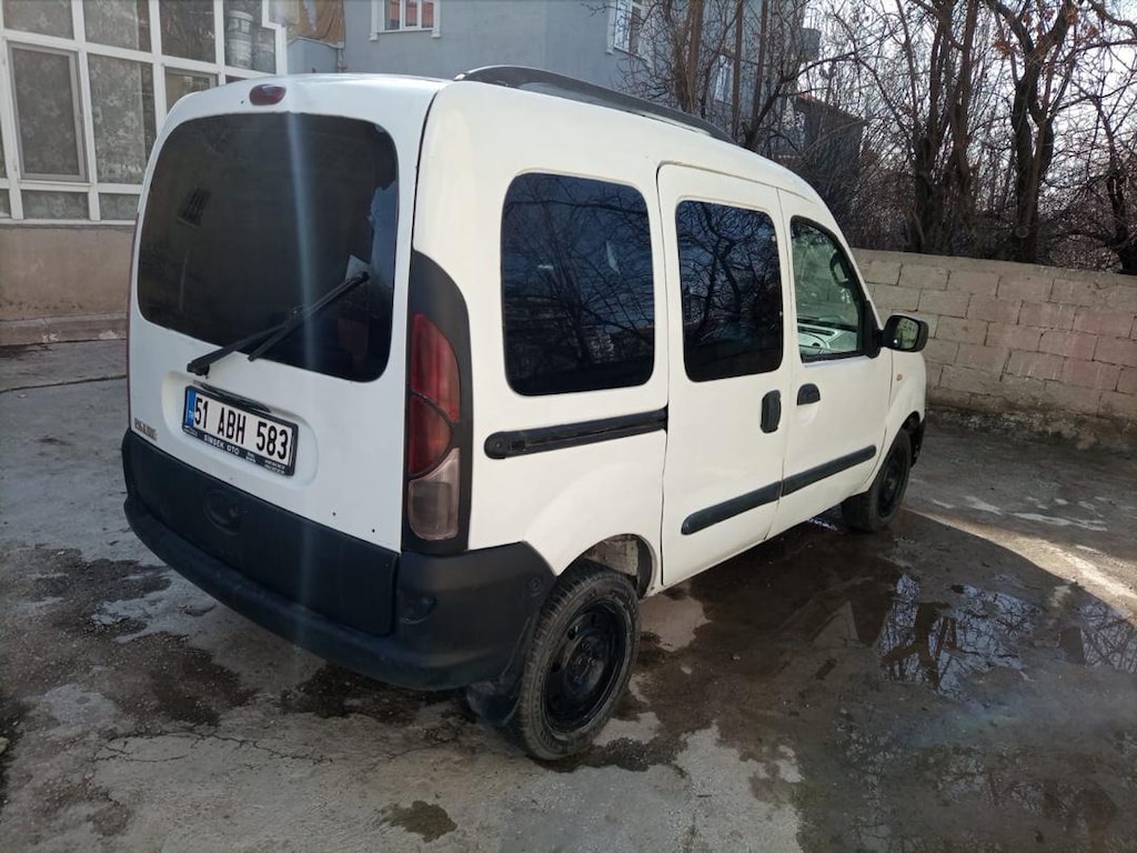 Acil satılık Kangoo düşük km - 2