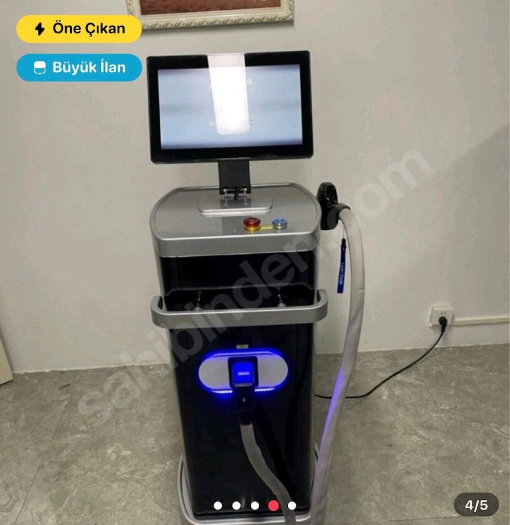 Buz başlıklı diod lazer