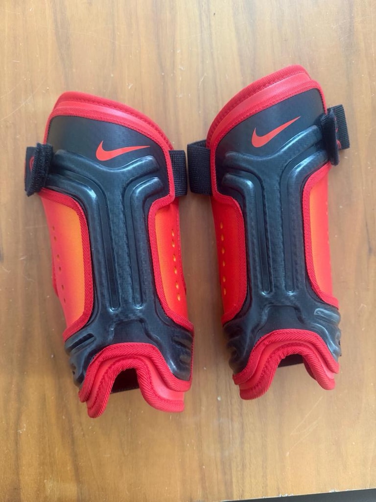 Nike Tekmelik Medium size