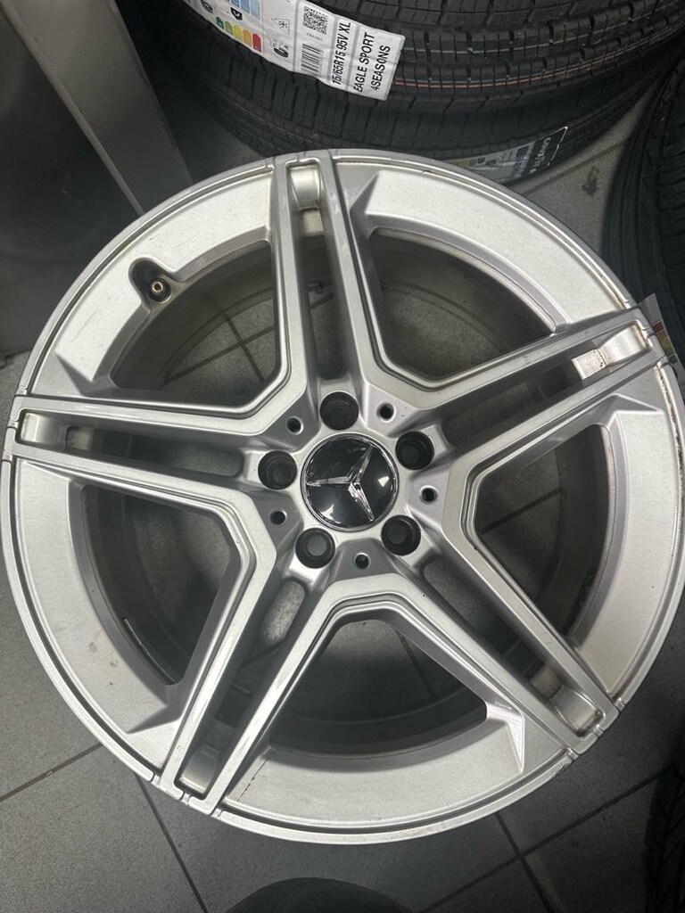 18 5/112 MERCEDES AMG - 8