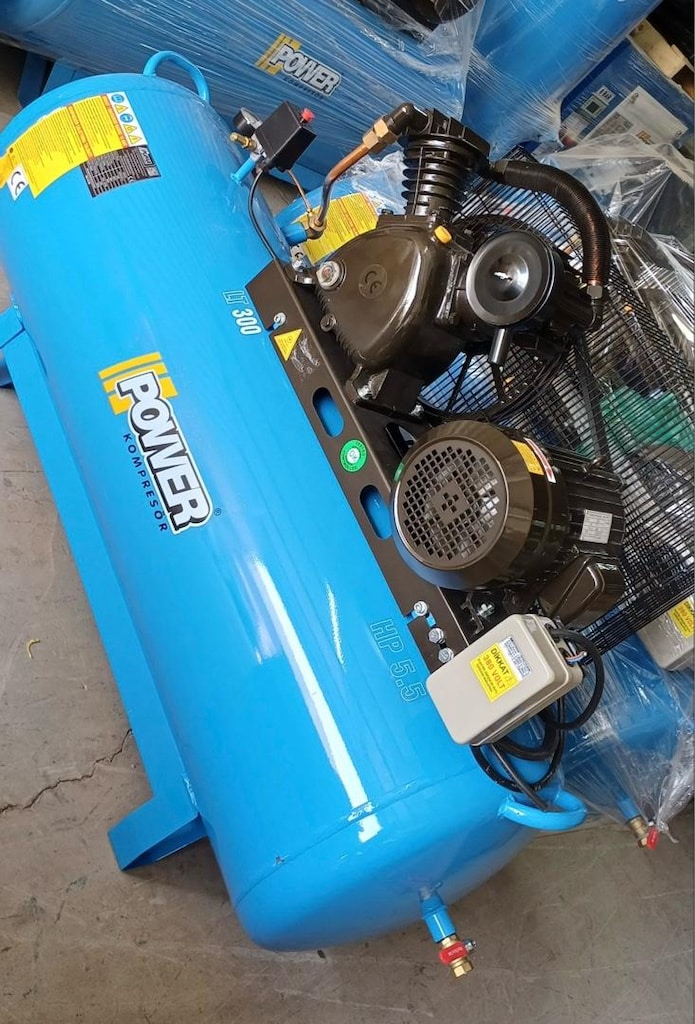 Ü 300 litre 12 var çift kademe kompresör - 3