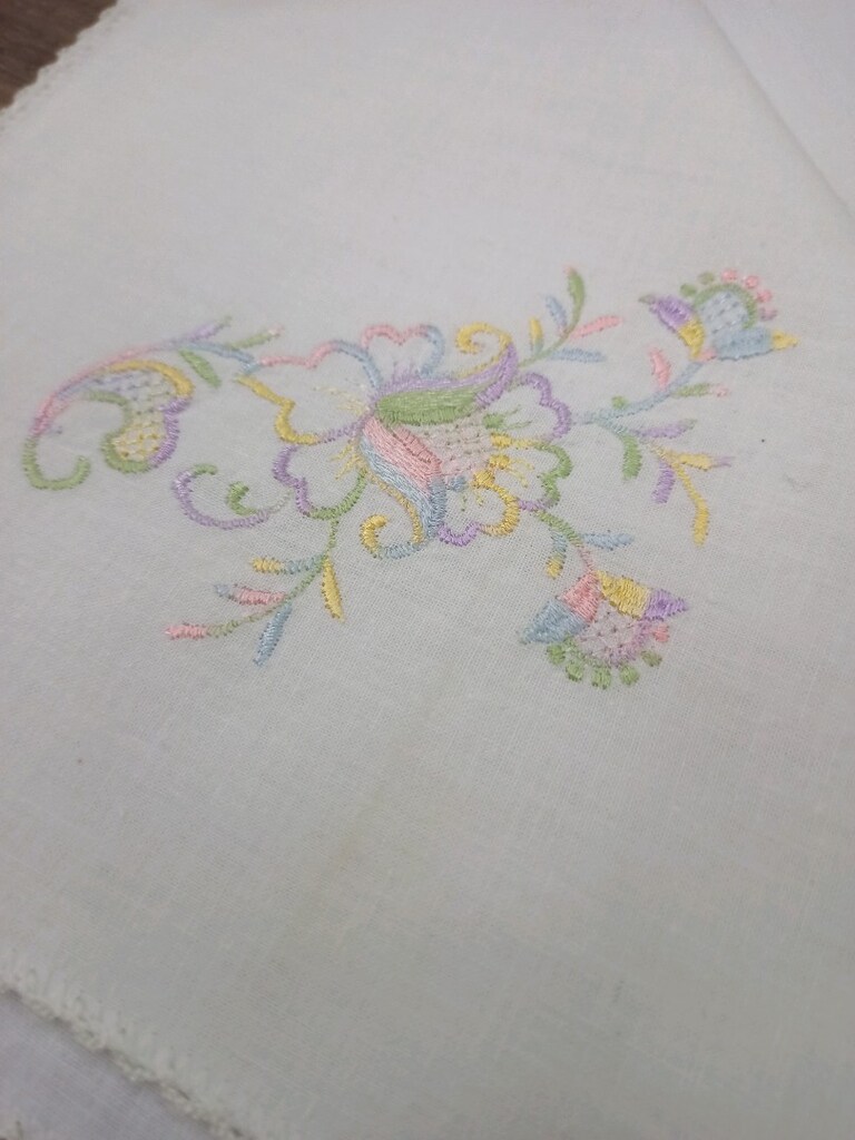6 adet NAKİSLİ KUMAS PECETE 29×29 cm - 7