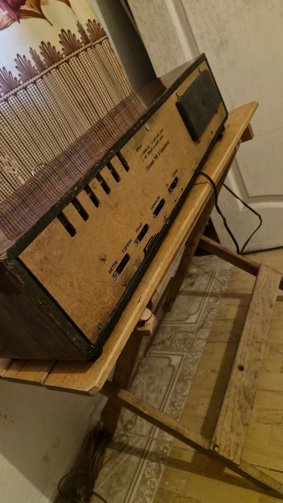 eski radio tertemiz - 5