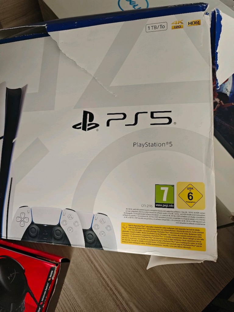 PS5 ve Ekipmanlar - 4